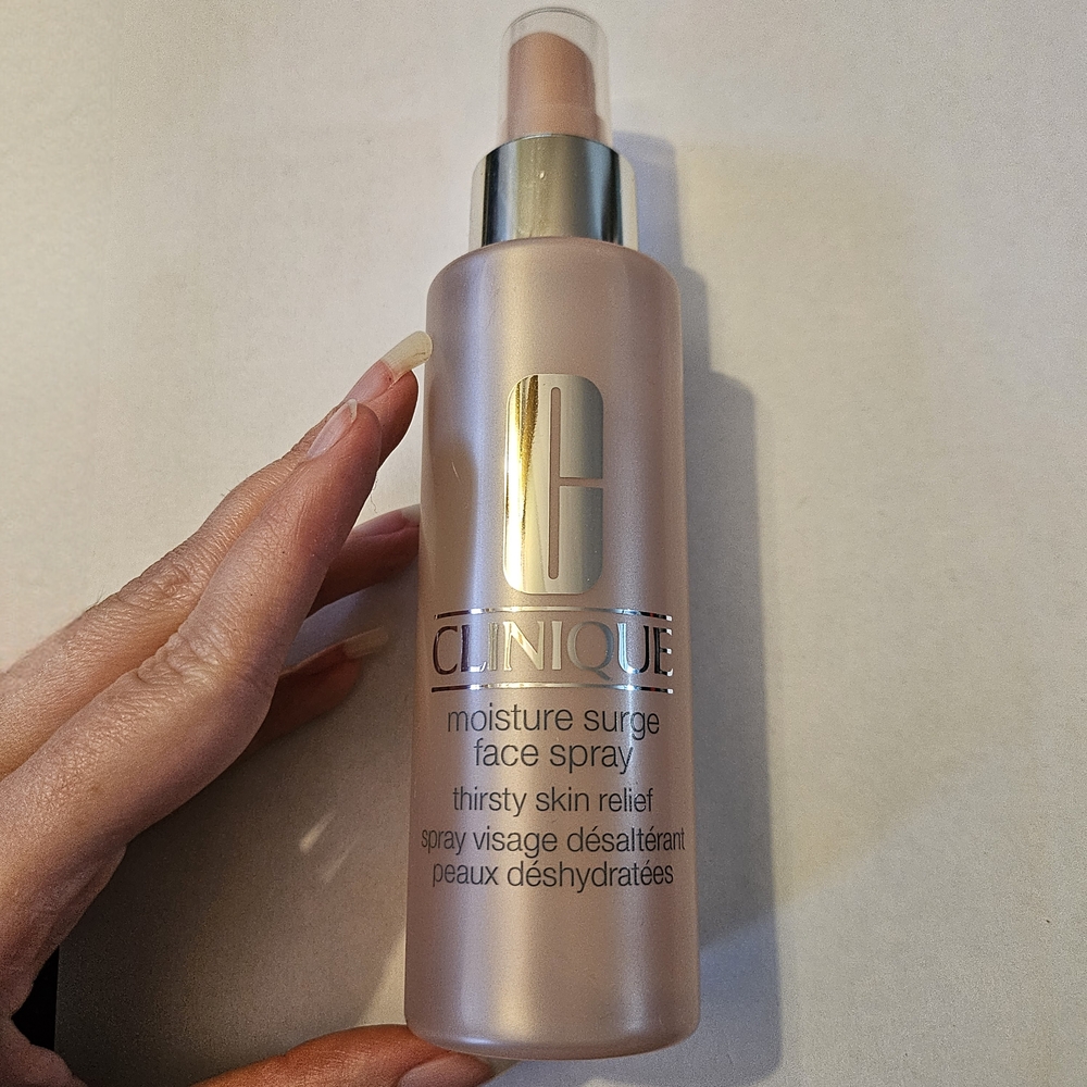 Clinique Moisture Surge Face Spray